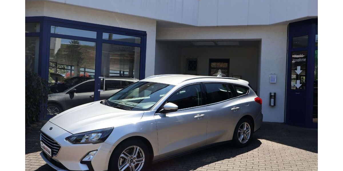 Ford Focus 44.500 km 17.980 &euro; Besigheim 74354