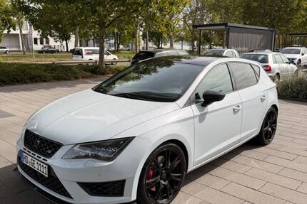 Seat Leon 163.000 km 15.300 &euro; Meckesheim 74909