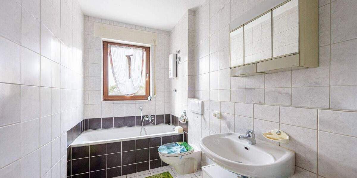 Etagenwohnung Eisingen - 2 Zimmer, 67 m&sup2;, 174.000&euro; | Angebot:25742427