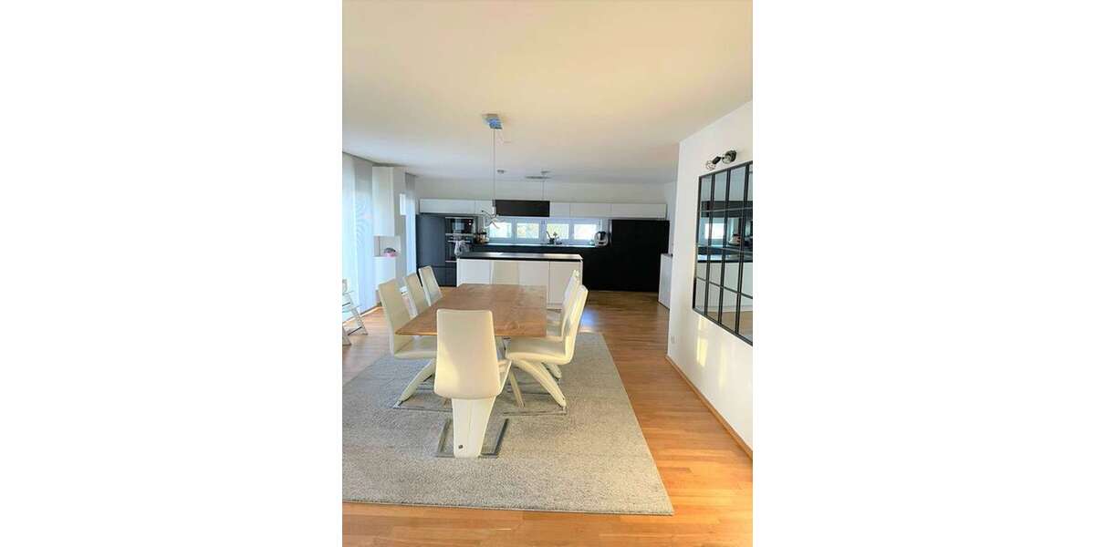 Etagenwohnung Heilbronn - 4.5 Zimmer, 146 m&sup2;, 1.950&euro; | Angebot:26002643