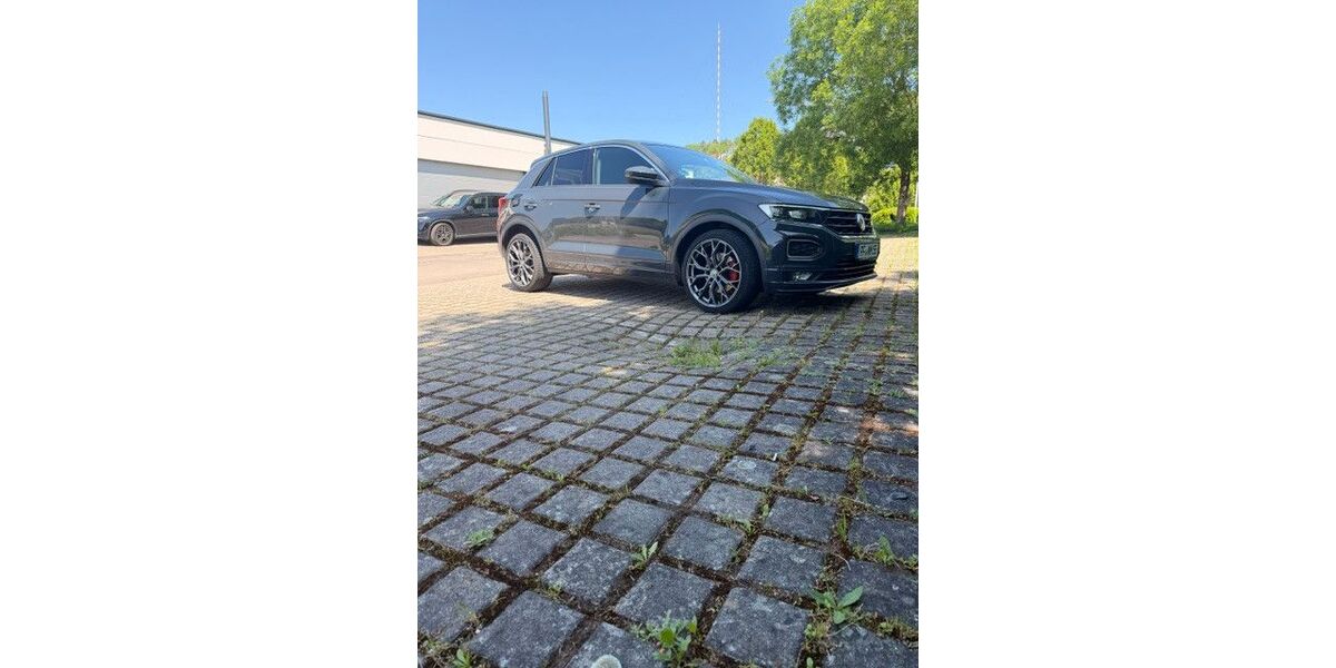 VW T-Roc 144.000 km 16.900 &euro; Ötisheim 75443