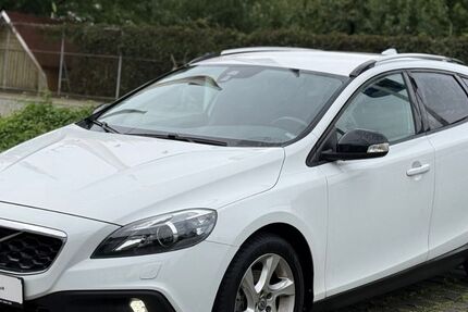 Volvo V40 Cross Country 150.000 km 7.990 &euro; Mosbach 74821