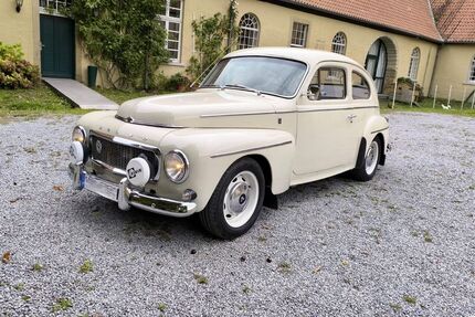 Volvo Andere 99.999 km 14.900 &euro; Forst 76694