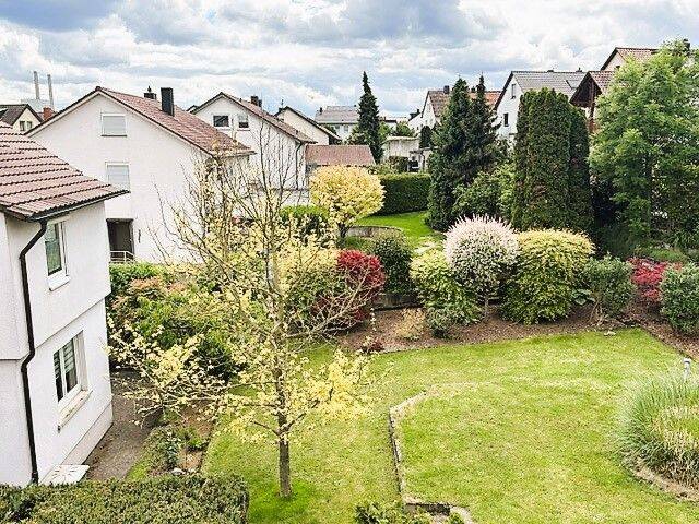 Etagenwohnung Neckarsulm Obereisesheim - 3 Zimmer, 101 m&sup2;, 1.100&euro; | Angebot:26657101