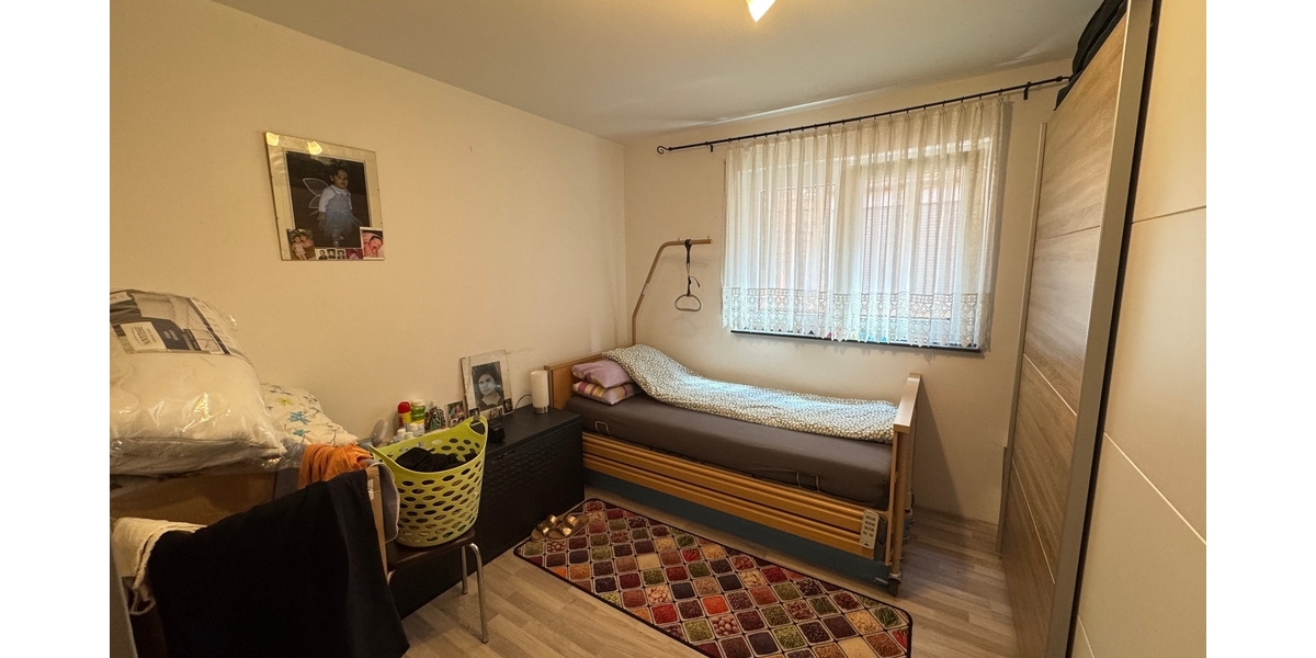 Energieeffizientes EFH mit Einliegerwohnung, Terrasse und großem Hof - Einfamilienhaus Sulzfeld | Angebot:24344056