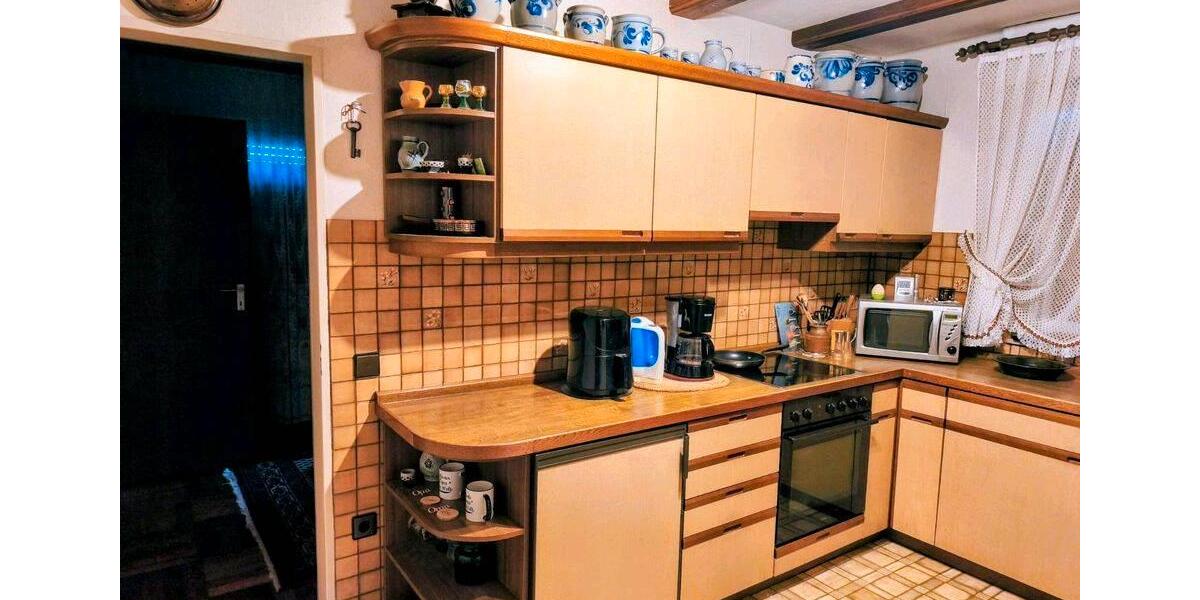 Einfamilienhaus Oedheim - 8 Zimmer, 191 m&sup2;, 450.000&euro; | Angebot:25936209