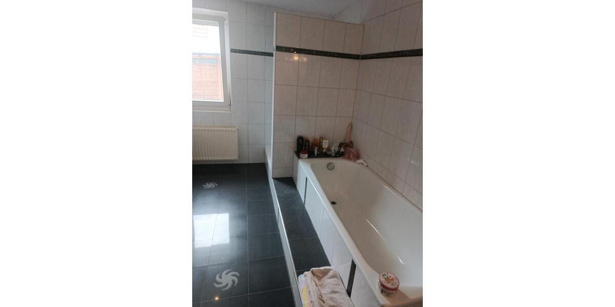 Etagenwohnung Flein - 3 Zimmer, 110 m&sup2;, 370&euro; | Angebot:25959880