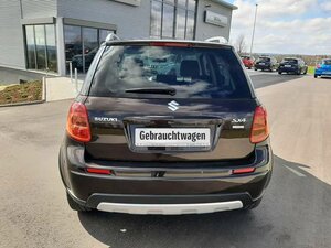 Suzuki SX4 Classic 1.6 VVT 4x2 Style AHK M+S 58.667 km 9.990 &euro; Obrigheim-Asbach 74847