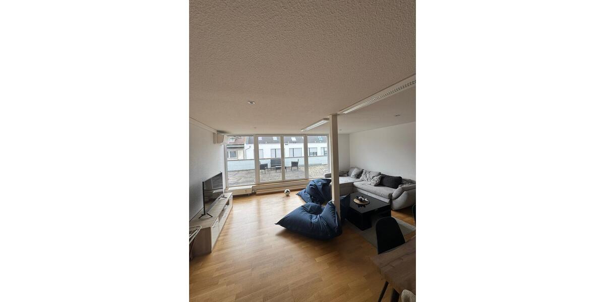 Terrassenwohnung Heilbronn - 1 Zimmer, 280 m&sup2;, 428&euro; | Angebot:26020872
