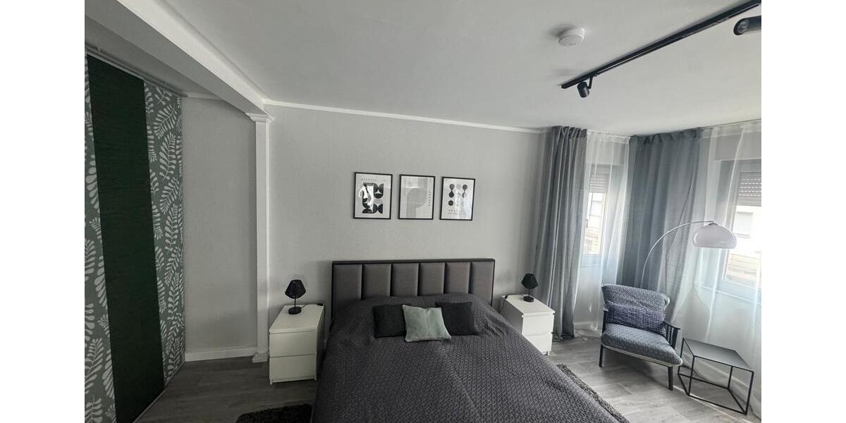 Etagenwohnung Neckarsulm - 1.5 Zimmer, 83 m&sup2;, 1.450&euro; | Angebot:26037610