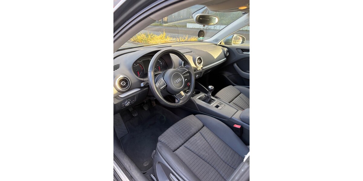 Audi A3 Limousine 93.000 km 14.500 &euro; Heilbronn 74072