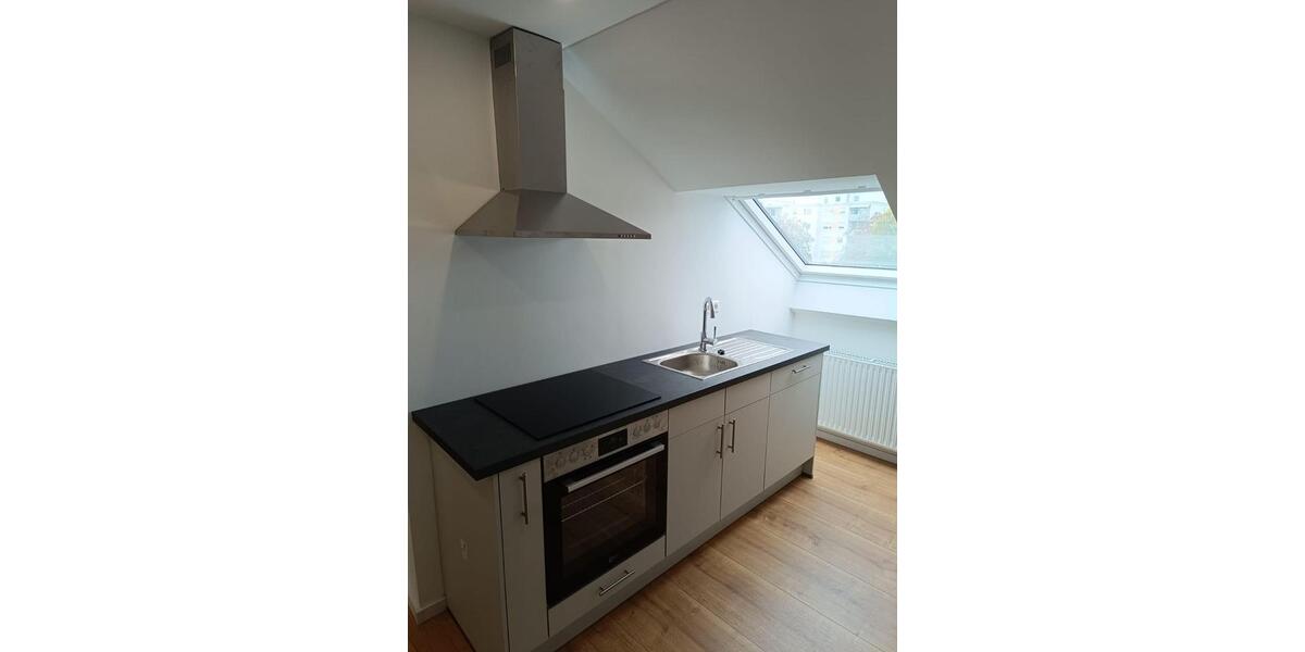 Dachgeschoßwohnung Heilbronn Böckingen - 1.5 Zimmer, 26 m&sup2;, 700&euro; | Angebot:25300894