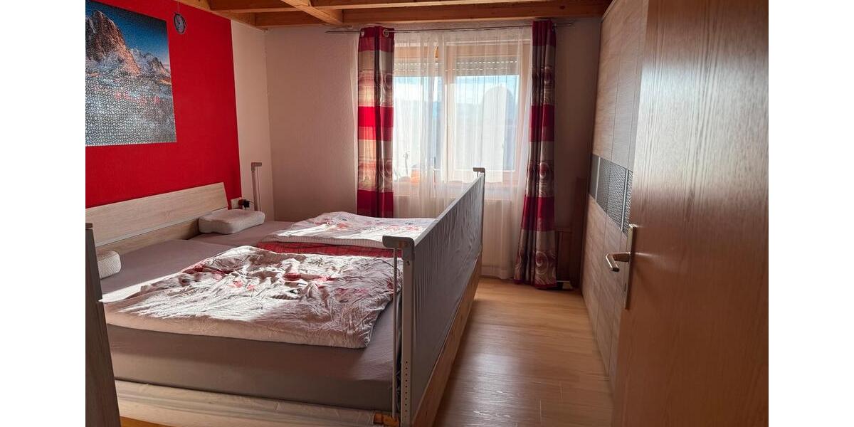 Dachgeschoßwohnung Oedheim - 3 Zimmer, 67 m&sup2;, 310.000&euro; | Angebot:25993330