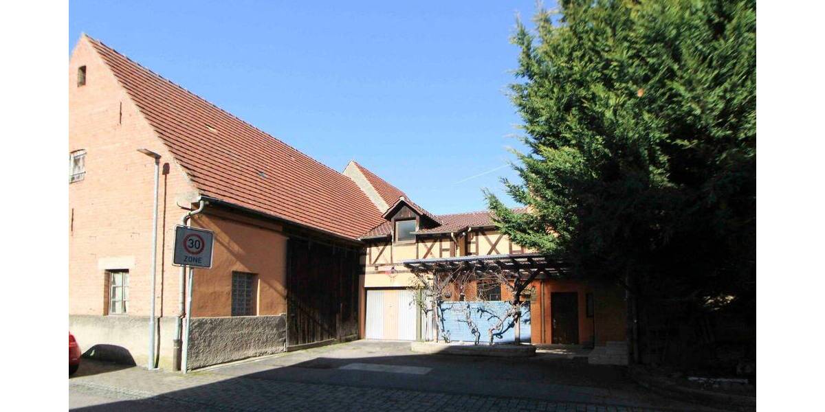 Doppelhaushälfte Erligheim - 9 Zimmer, 151 m&sup2;, 375.000&euro; | Angebot:26028535