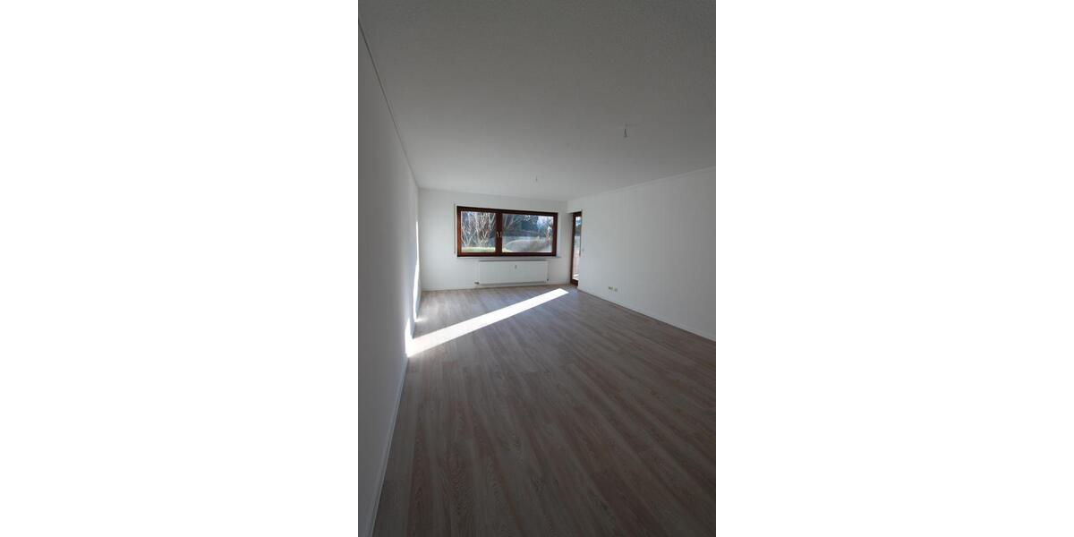 Erdgeschoßwohnung Heilbronn - 3.5 Zimmer, 116 m&sup2;, 1.390&euro; | Angebot:22605542