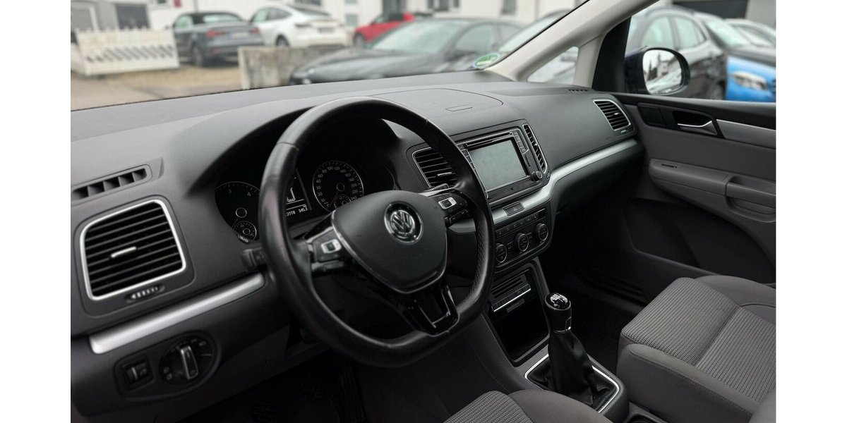 VW Sharan 2.0 TDI Comfortline BMT Navi 212.000 km 13.490 &euro; Neckarsulm 74172