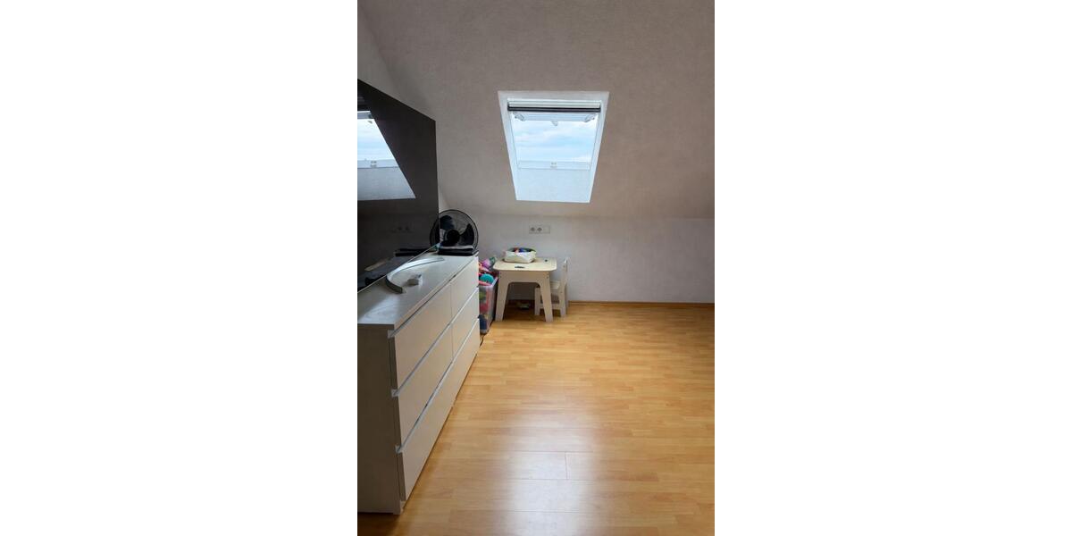 Dachgeschoßwohnung Neckarsulm - 3 Zimmer, 75 m&sup2;, 950&euro; | Angebot:25169205