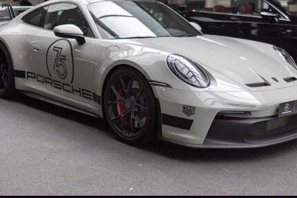 Porsche 992 15.608 km 194.510 &euro; Kraichtal 76703