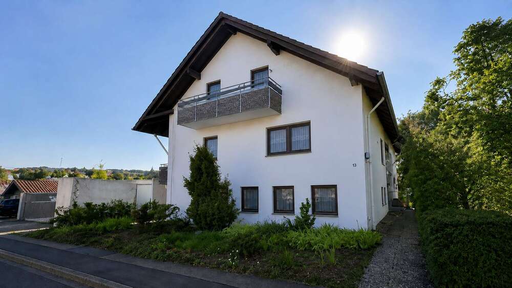 Etagenwohnung Illingen - 5 Zimmer, 124 m&sup2;, 1.400&euro; | Angebot:27315009