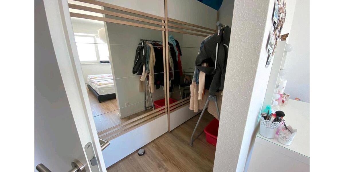 Dachgeschoßwohnung Bad Wimpfen - 3.5 Zimmer, 115 m&sup2;, 1.490&euro; | Angebot:25371403