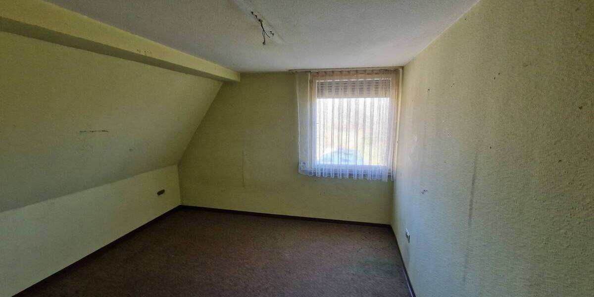 Einfamilienhaus Ölbronn-Dürrn Dürrn - 6 Zimmer, 136 m&sup2;, 294.000&euro; | Angebot:25725638