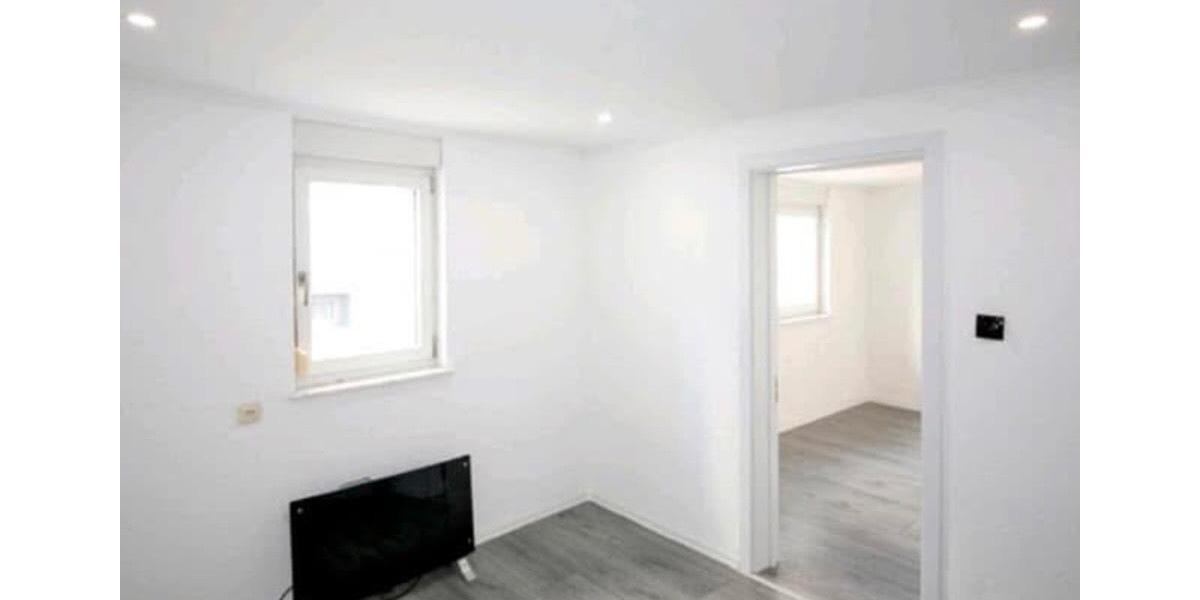 Erdgeschoßwohnung Schwaigern - 4 Zimmer, 64 m&sup2;, 900&euro; | Angebot:25943002