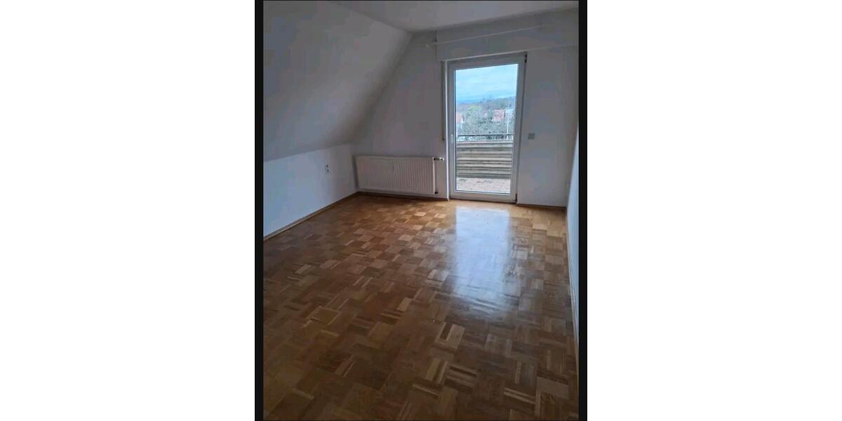 Etagenwohnung Pleidelsheim - 4 Zimmer, 100 m&sup2;, 1.100&euro; | Angebot:25944163