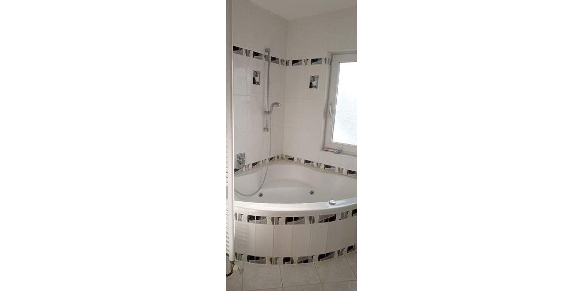 Einfamilienhaus Mühlacker Lomersheim Lomersheim - 7 Zimmer, 148 m&sup2;, 357.000&euro; | Angebot:25676287