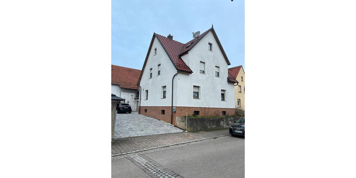 Einfamilienhaus Brackenheim - 8 Zimmer, 160 m&sup2;, 380.000&euro; | Angebot:24939668