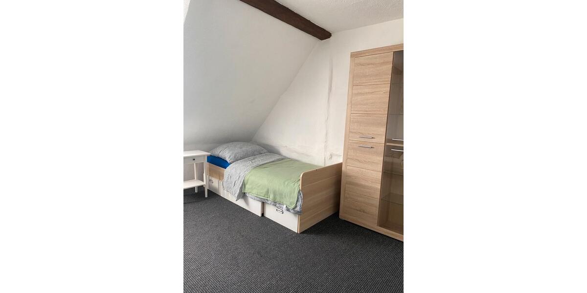 Etagenwohnung Kirchardt - 1 Zimmer, 16 m&sup2;, 450&euro; | Angebot:25321957
