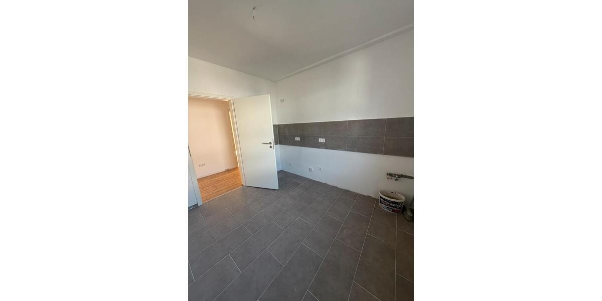 Hochparterre Weinsberg - 3 Zimmer, 74 m&sup2;, 271.000&euro; | Angebot:25856701