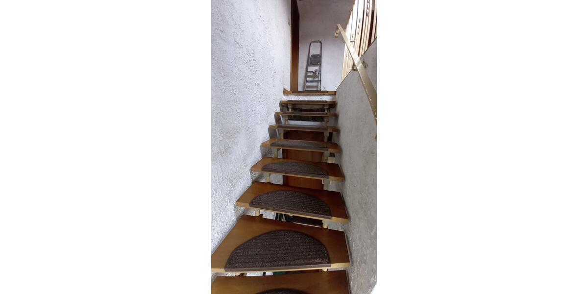 Dachgeschoßwohnung Forst - 2 Zimmer, 75 m&sup2;, 650&euro; | Angebot:26611963