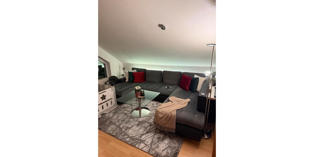 Dachgeschoßwohnung Bad Friedrichshall - 2.5 Zimmer, 56 m&sup2;, 930&euro; | Angebot:26007799
