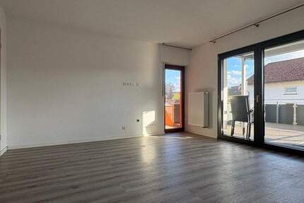 Wohnung Sinsheim - 4 Zimmer, 120 m&sup2;, 1.250&euro; | Angebot:25778052