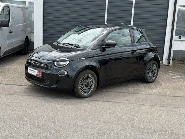 Fiat 500e 28.000 km 18.900 &euro; Sinsheim 74889