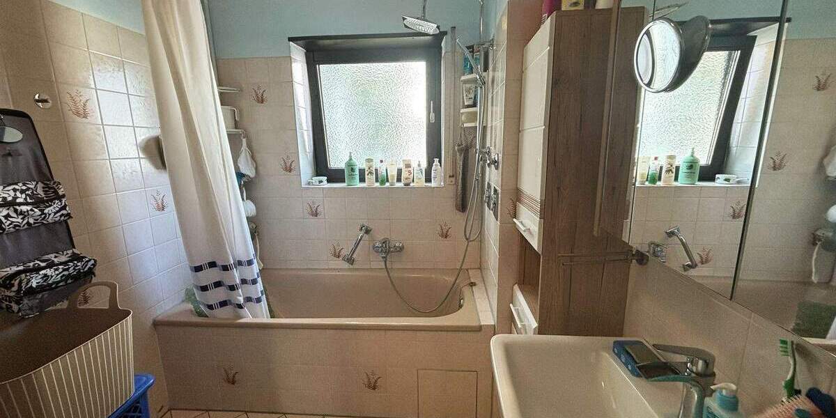 Etagenwohnung Weinsberg - 3 Zimmer, 94 m&sup2;, 335.000&euro; | Angebot:25879237