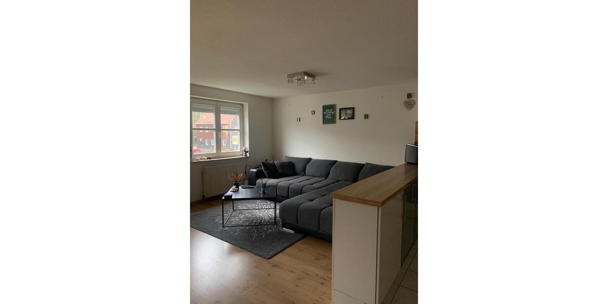 Etagenwohnung Knittlingen - 2 Zimmer, 72 m&sup2;, 900&euro; | Angebot:25886778