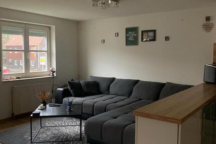Wohnung Knittlingen - 2 Zimmer, 72 m&sup2;, 900&euro; | Angebot:25886778