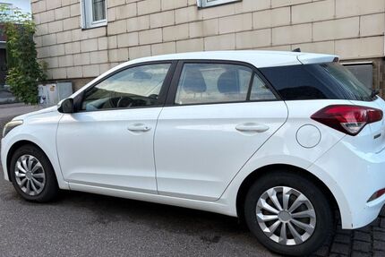 Hyundai i20 90.505 km 7.000 &euro; Mühlhausen 69242