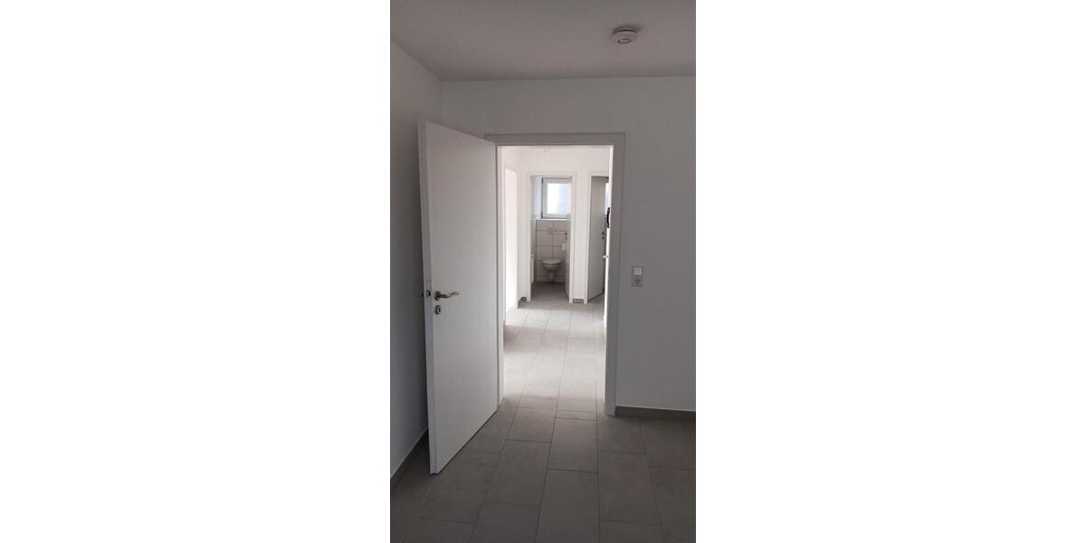 Etagenwohnung Markgröningen - 4 Zimmer, 80 m&sup2;, 980&euro; | Angebot:25087496