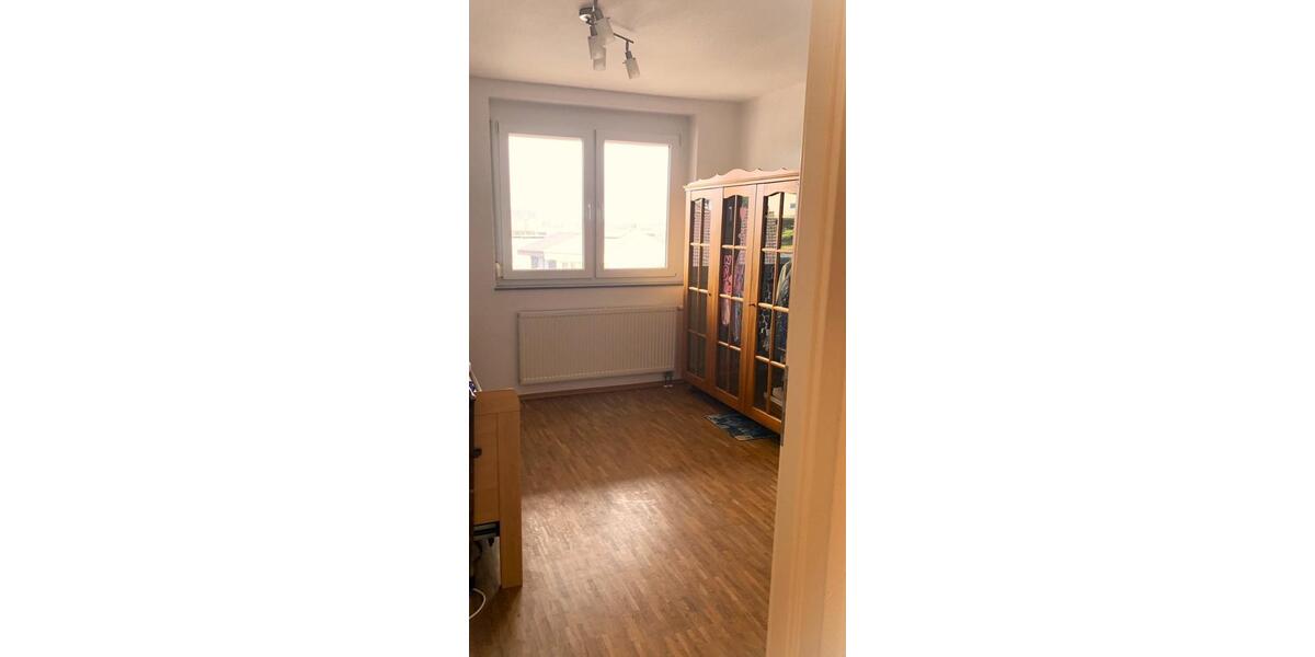 Dachgeschoßwohnung Bad Rappenau - 3.5 Zimmer, 81 m&sup2;, 360.000&euro; | Angebot:25794304