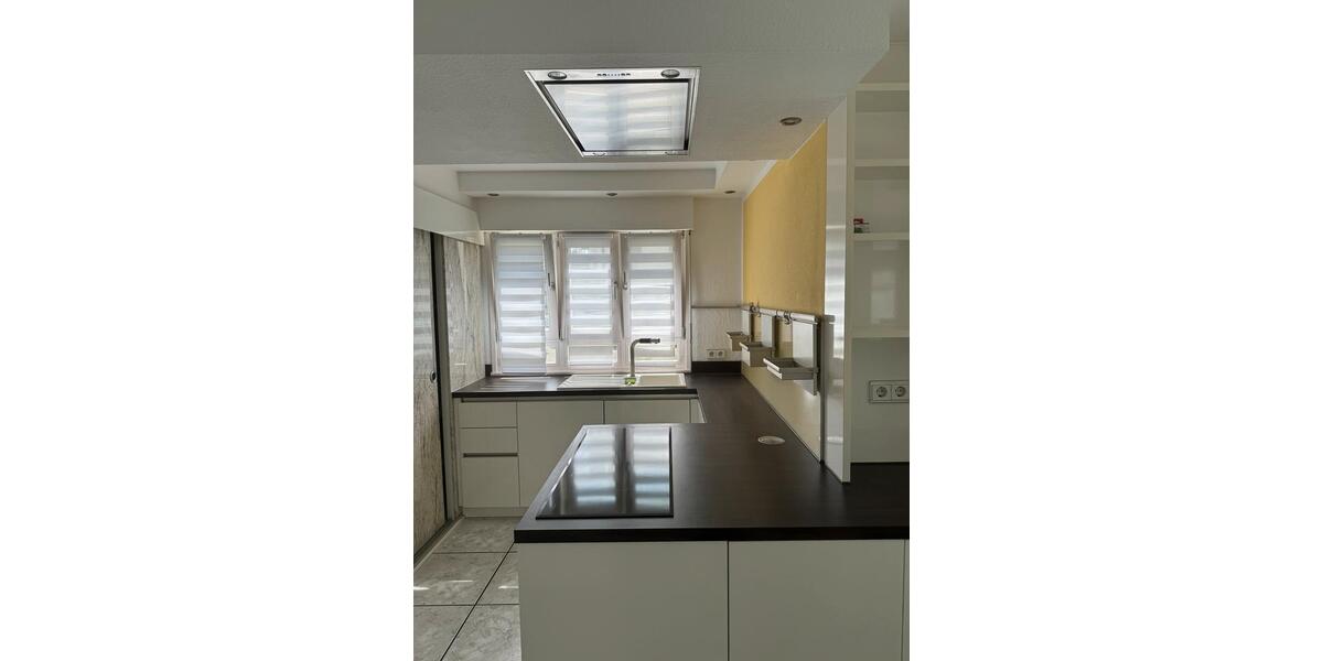 Einfamilienhaus Massenbachhausen - 4.5 Zimmer, 150 m&sup2;, 1.600&euro; | Angebot:25831365