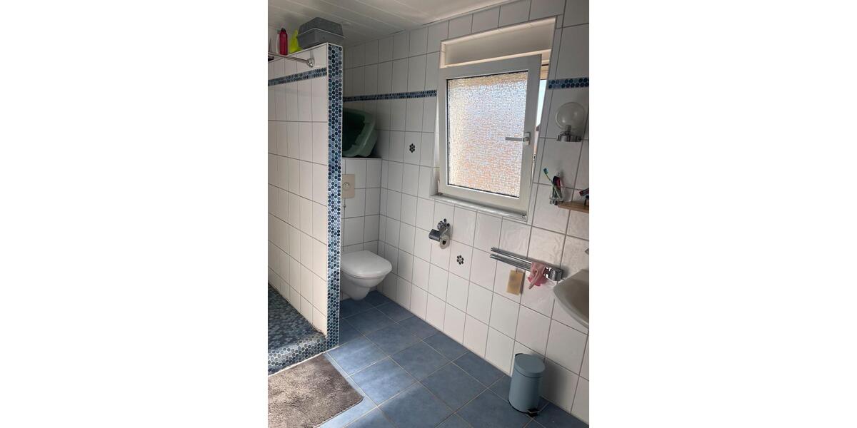 Etagenwohnung Sandhausen - 2 Zimmer, 80 m&sup2;, 1.450&euro; | Angebot:26702484
