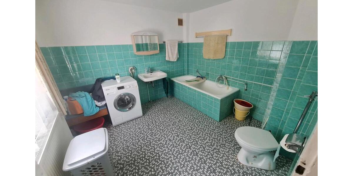 Einfamilienhaus Neckargemünd - 10 Zimmer, 143 m&sup2;, 259.000&euro; | Angebot:26493576