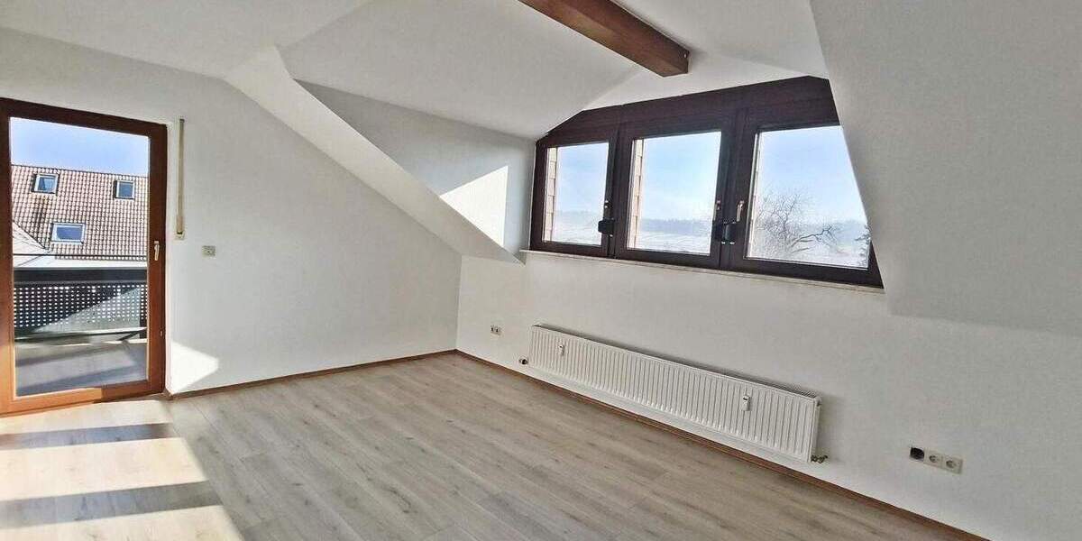 Etagenwohnung Kirchardt Berwangen - 3 Zimmer, 80 m&sup2;, 790&euro; | Angebot:25682712
