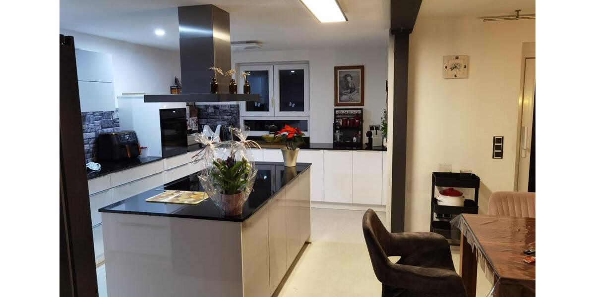 Einfamilienhaus Erligheim - 6 Zimmer, 140 m&sup2;, 689.000&euro; | Angebot:25063295