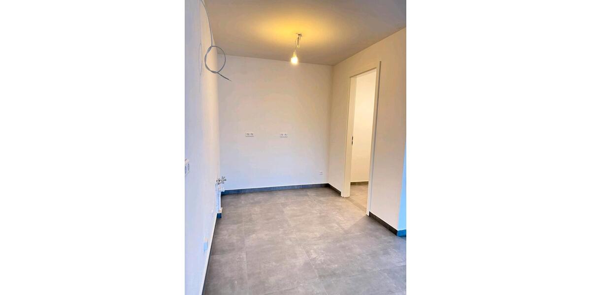 Etagenwohnung Östringen - 3 Zimmer, 75 m&sup2;, 1.200&euro; | Angebot:25281309