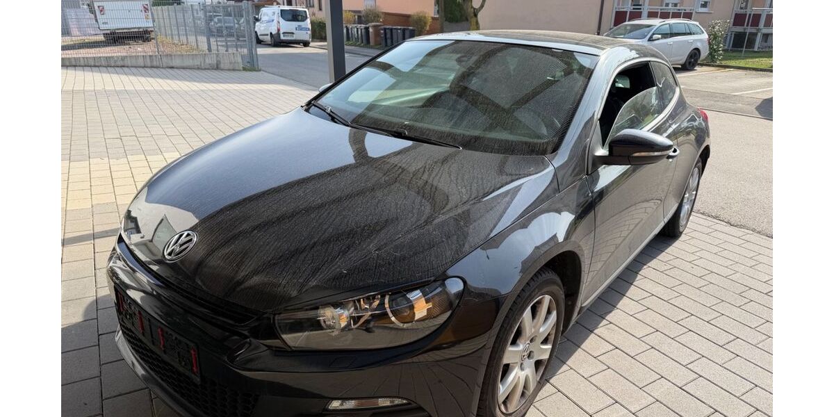 VW Scirocco 69.730 km 8.400 &euro; Heilbronn 74081