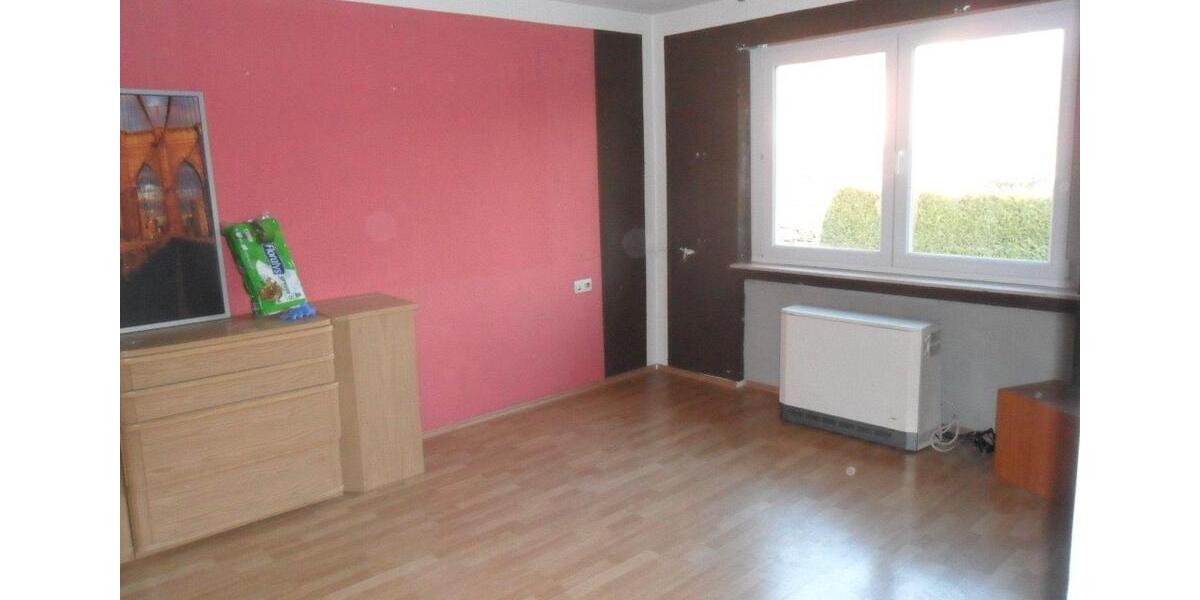Etagenwohnung Walheim - 3 Zimmer, 63 m&sup2;, 850&euro; | Angebot:25407138