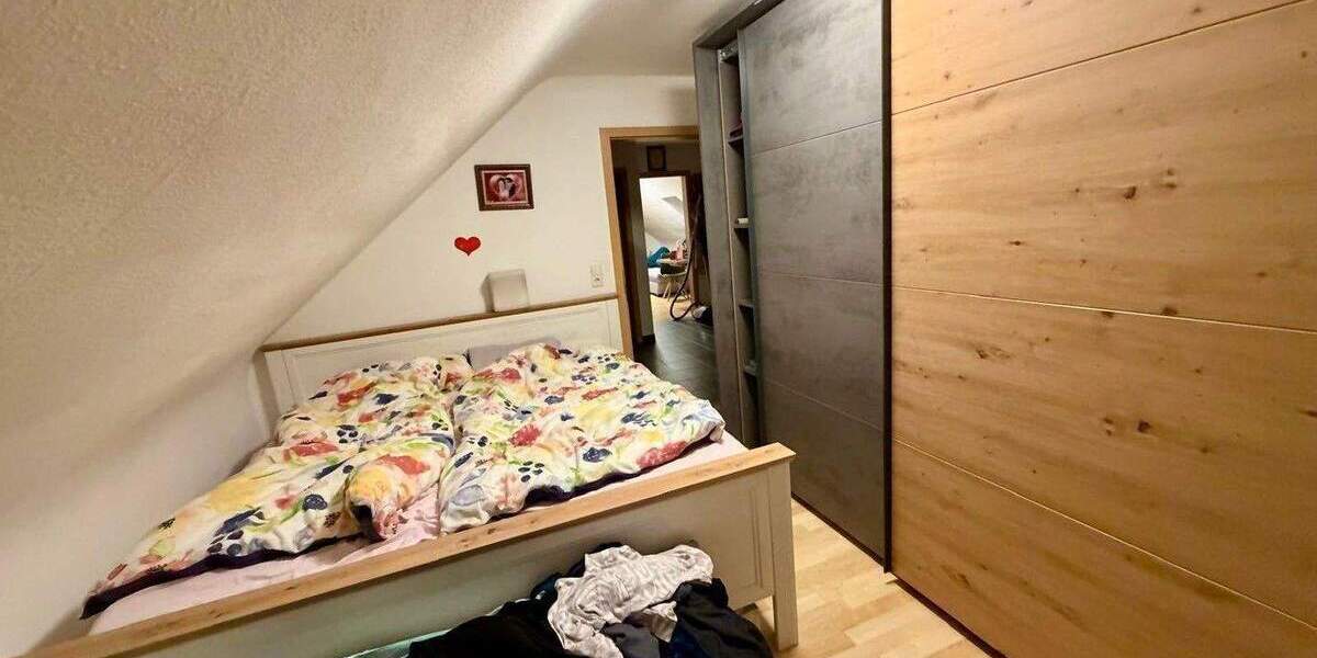 Etagenwohnung Walldorf - 4 Zimmer, 83 m&sup2;, 245.000&euro; | Angebot:25657379